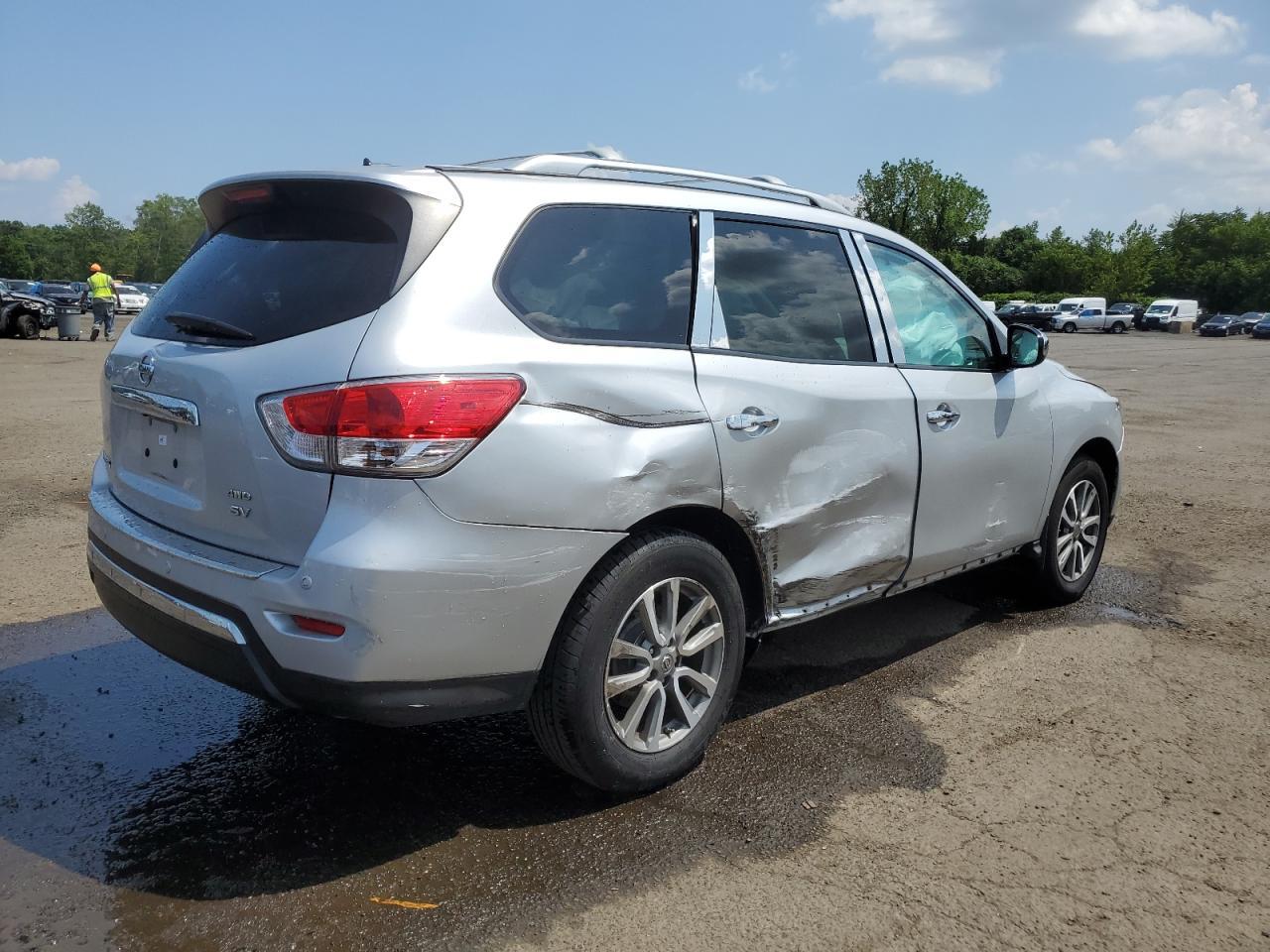 2016 Nissan Pathfinder S - Фото 3