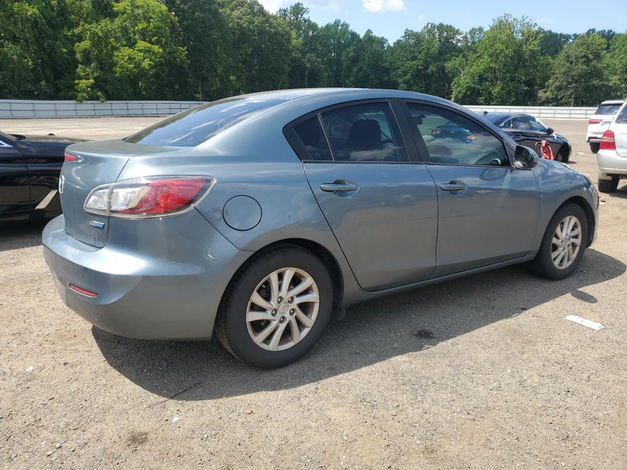 2012 Mazda 3 I - Image 3