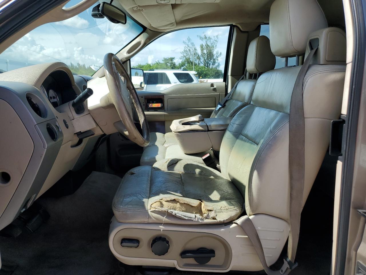 2004 Ford F150 - Image 7