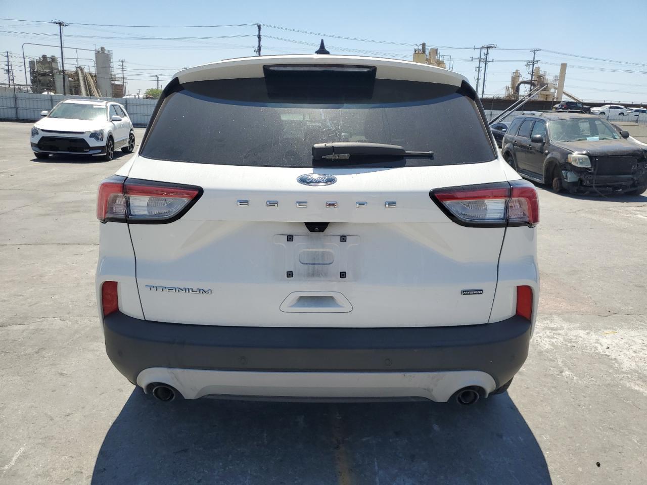 2020 Ford Escape Titanium - Фото 6