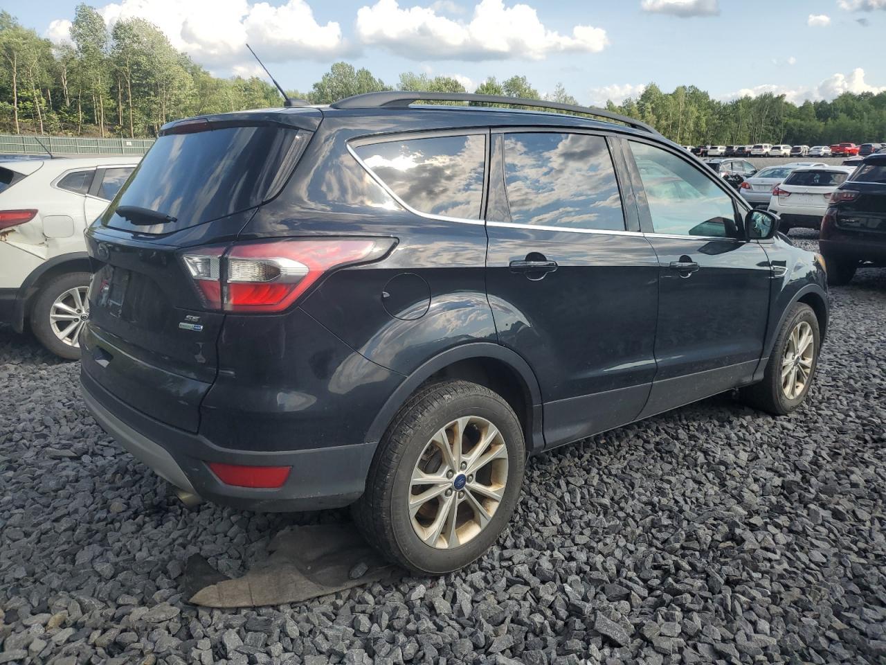 2018 Ford Escape Se - Фото 3