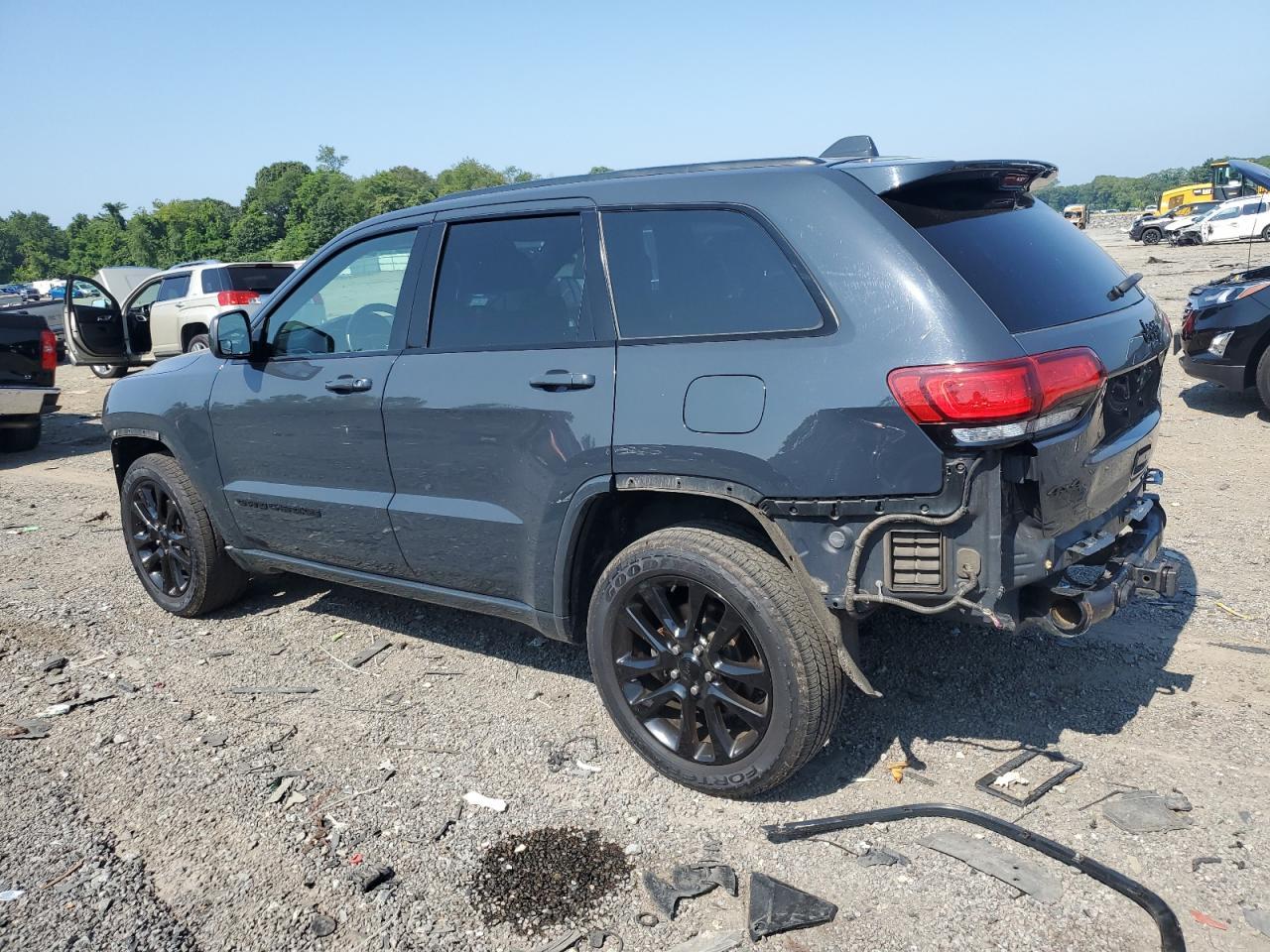 2018 Jeep Grand Cherokee Laredo - Фото 2