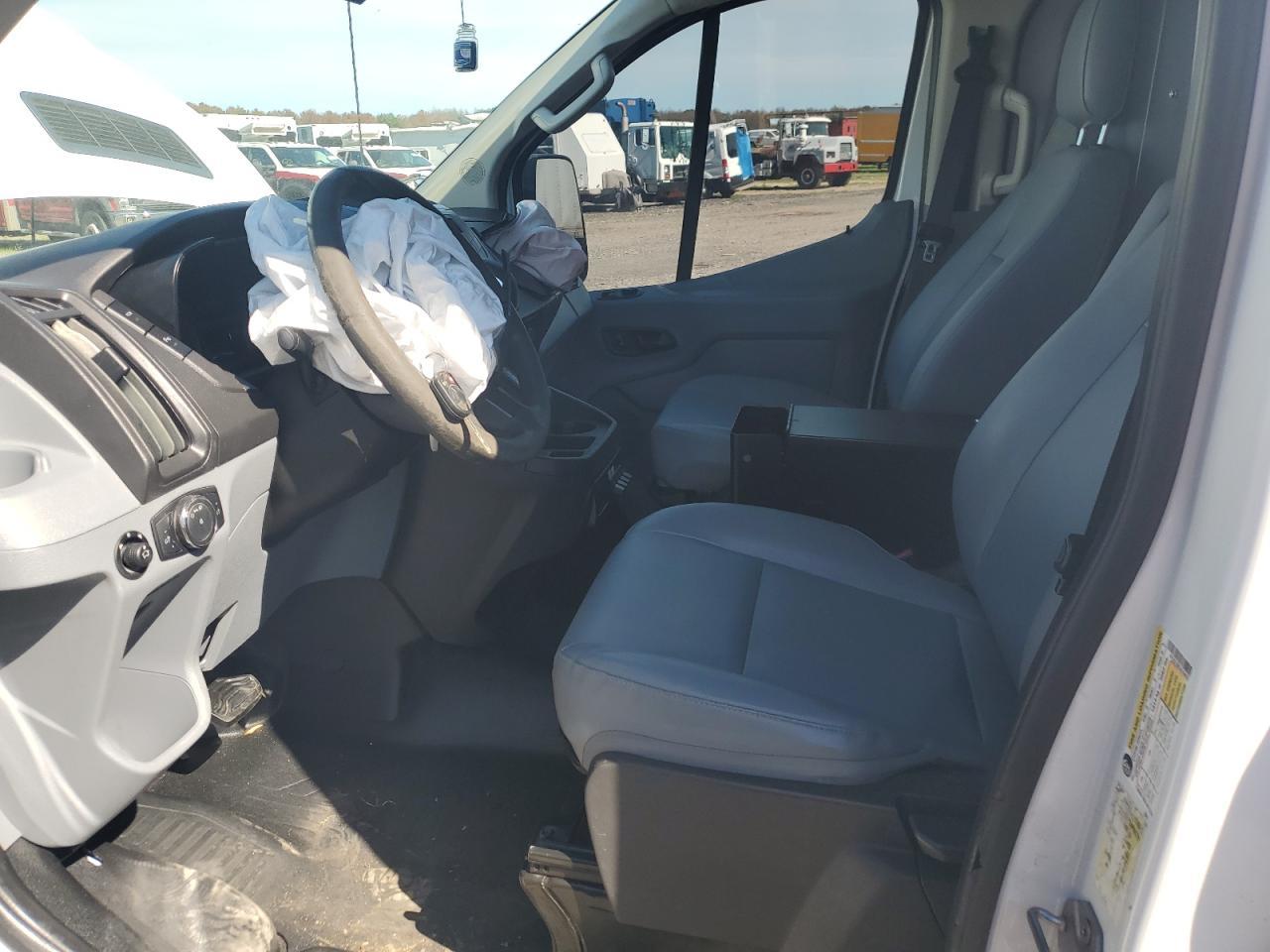 2018 Ford Transit T-150 - Image 7