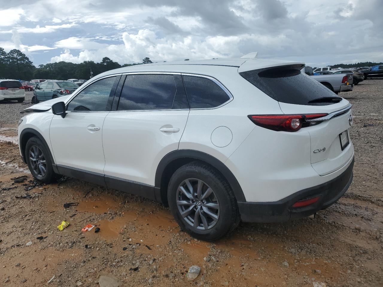 2020 Mazda Cx-9 Touring - Image 2