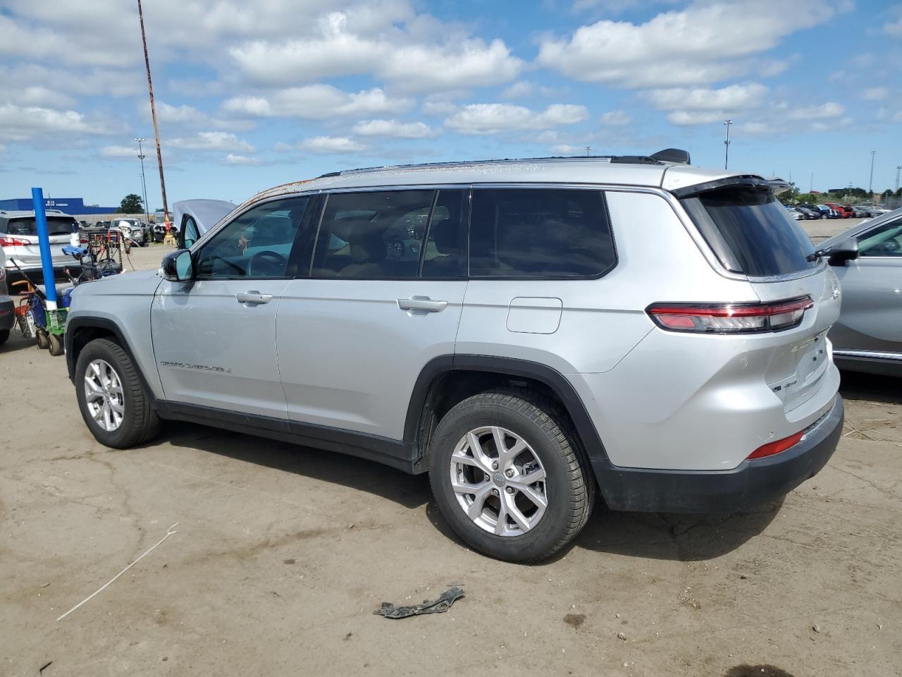 2021 Jeep Grand Cherokee L Limited - Image 2