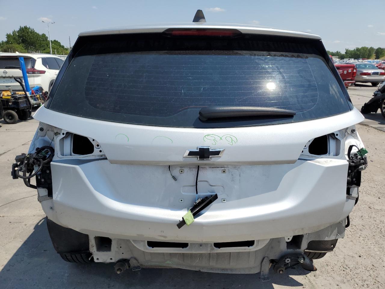 2018 Chevrolet Equinox Ls - Image 6