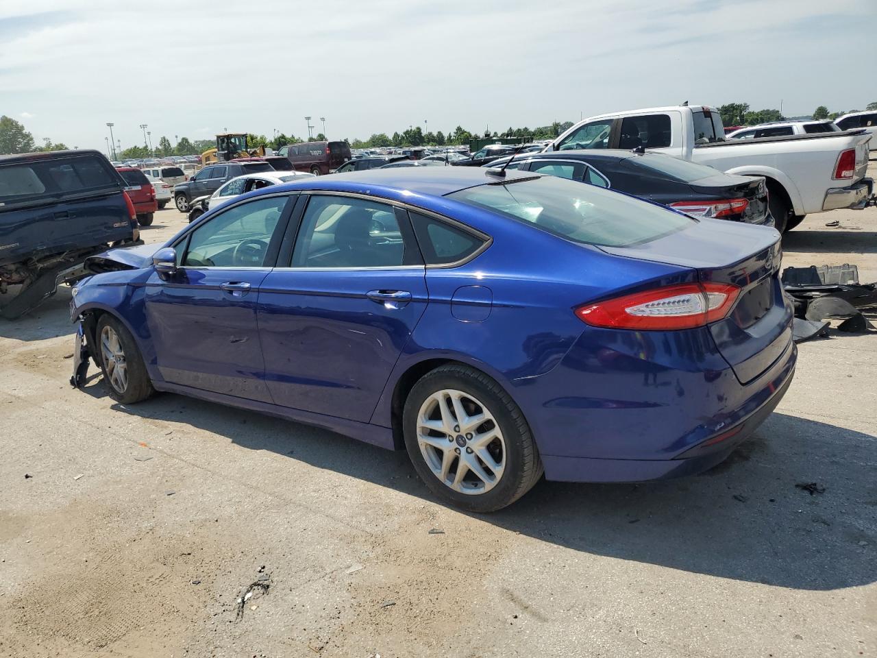 2013 Ford Fusion Se - Image 2