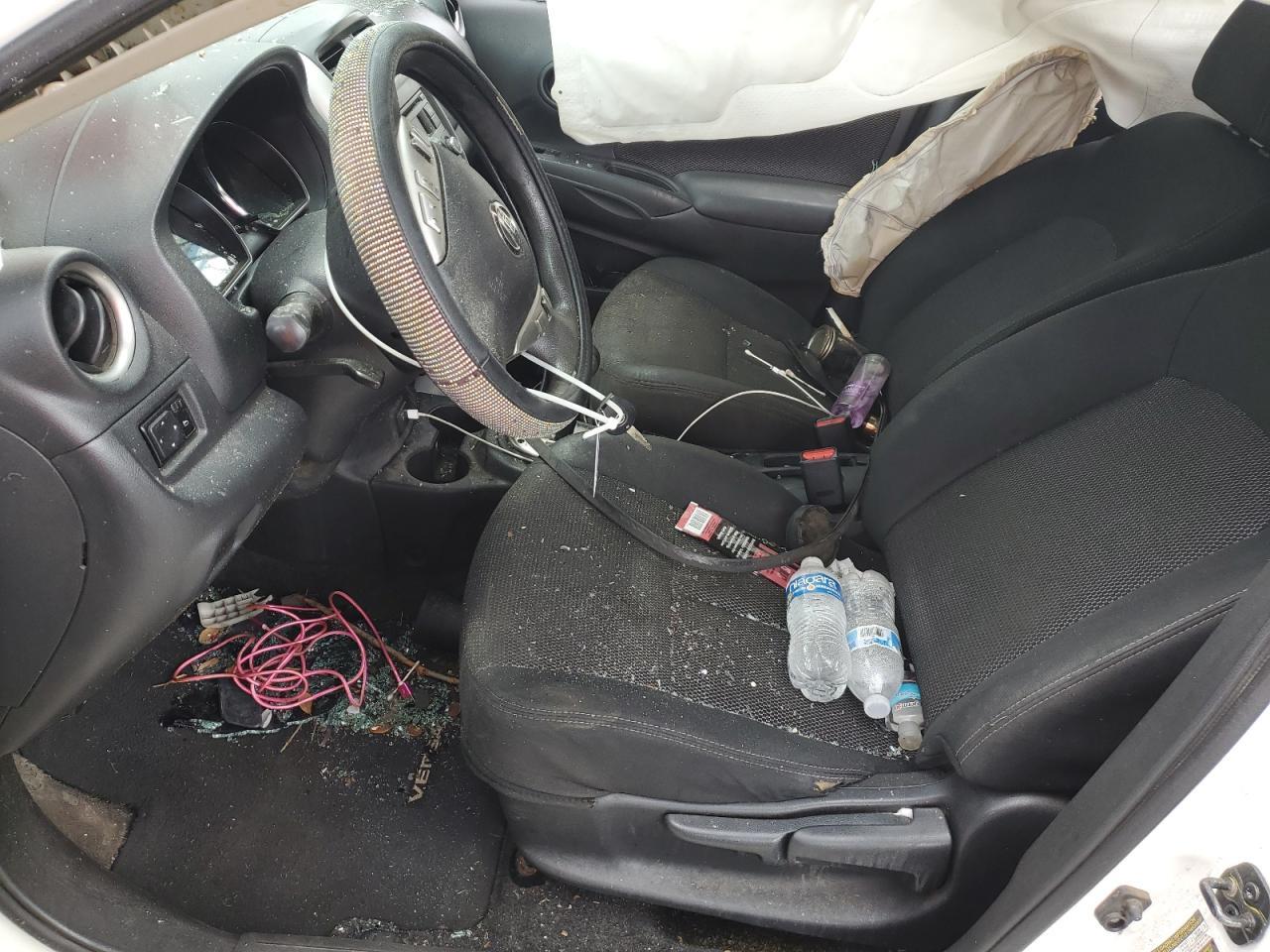 2018 Nissan Versa S - Фото 7