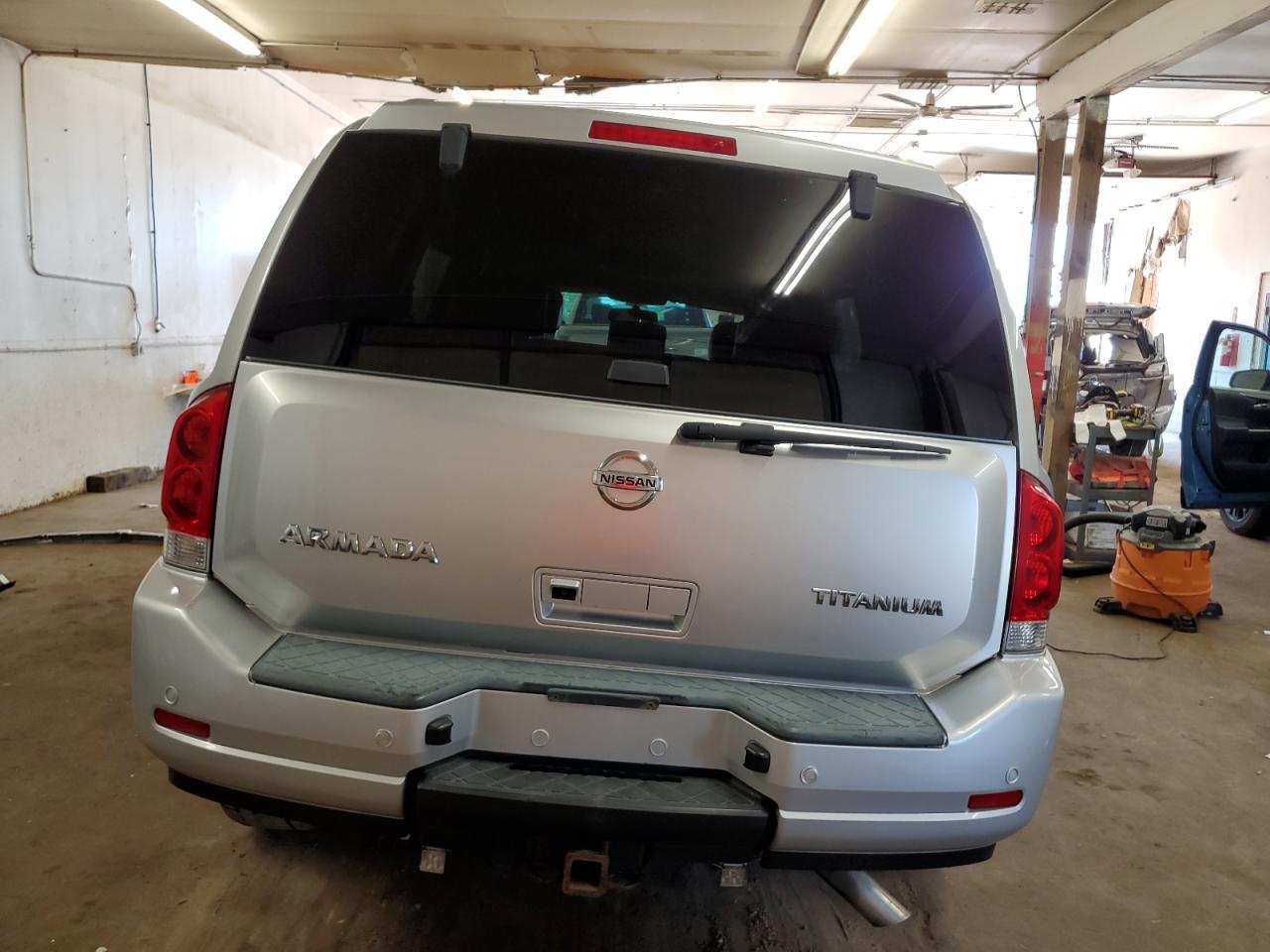 2010 Nissan Armada Se - Фото 6