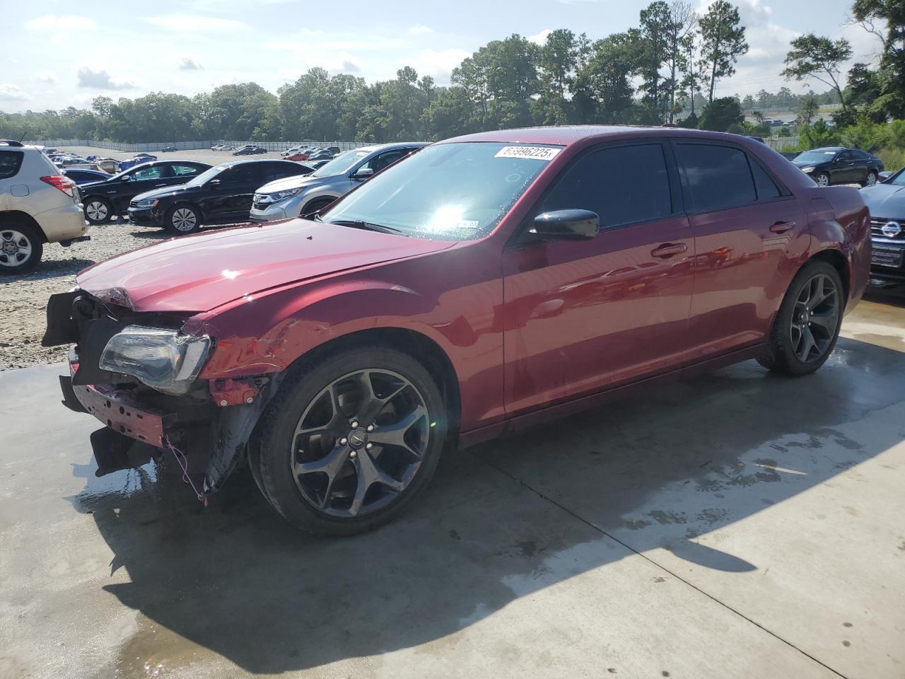 2020 Chrysler 300 Touring