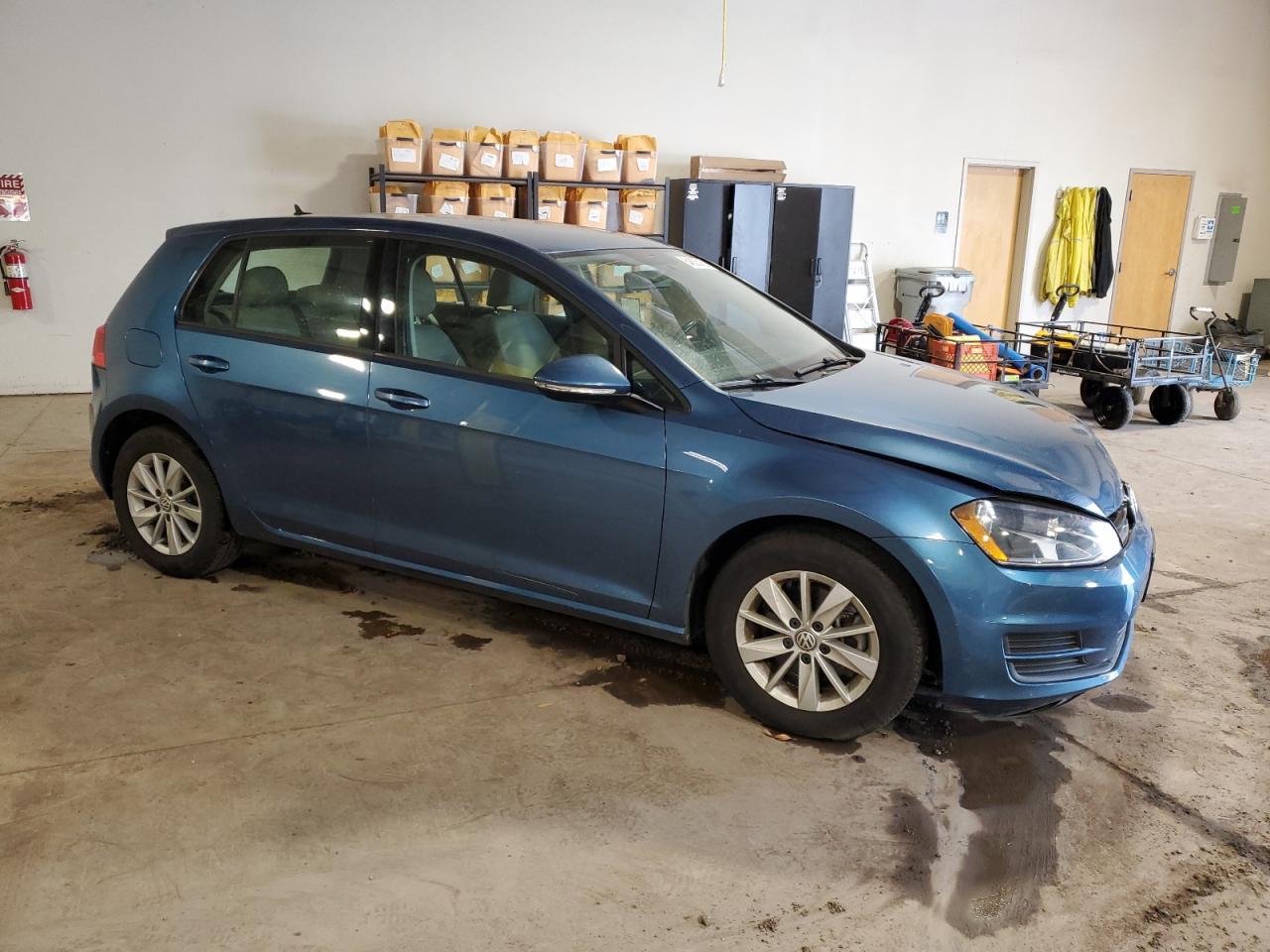 2015 Volkswagen Golf - Image 4