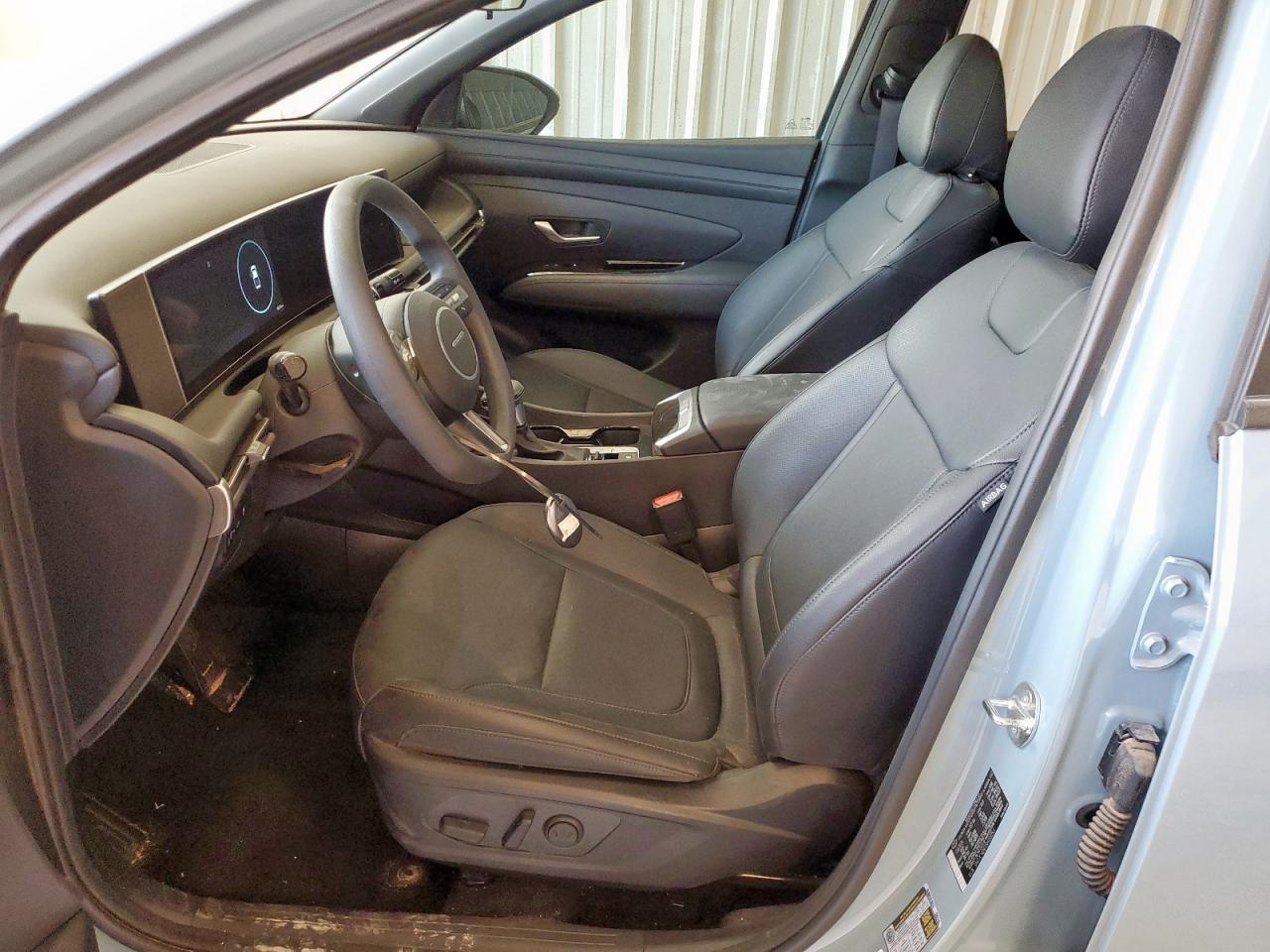 2025 Hyundai Santa Cruz Sel Activity - Image 7