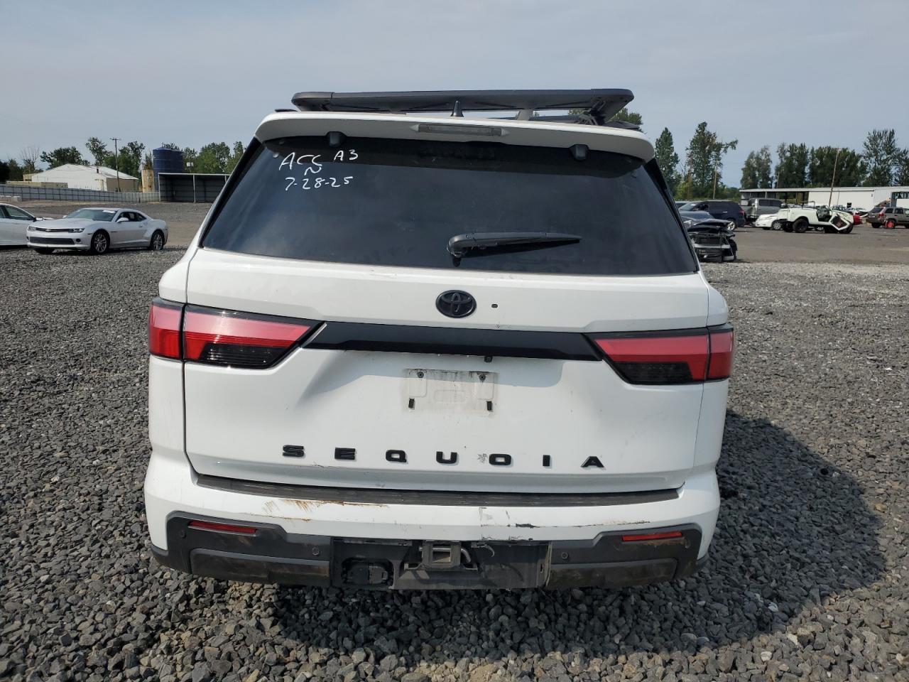 2024 Toyota Sequoia Sr5 - Фото 6