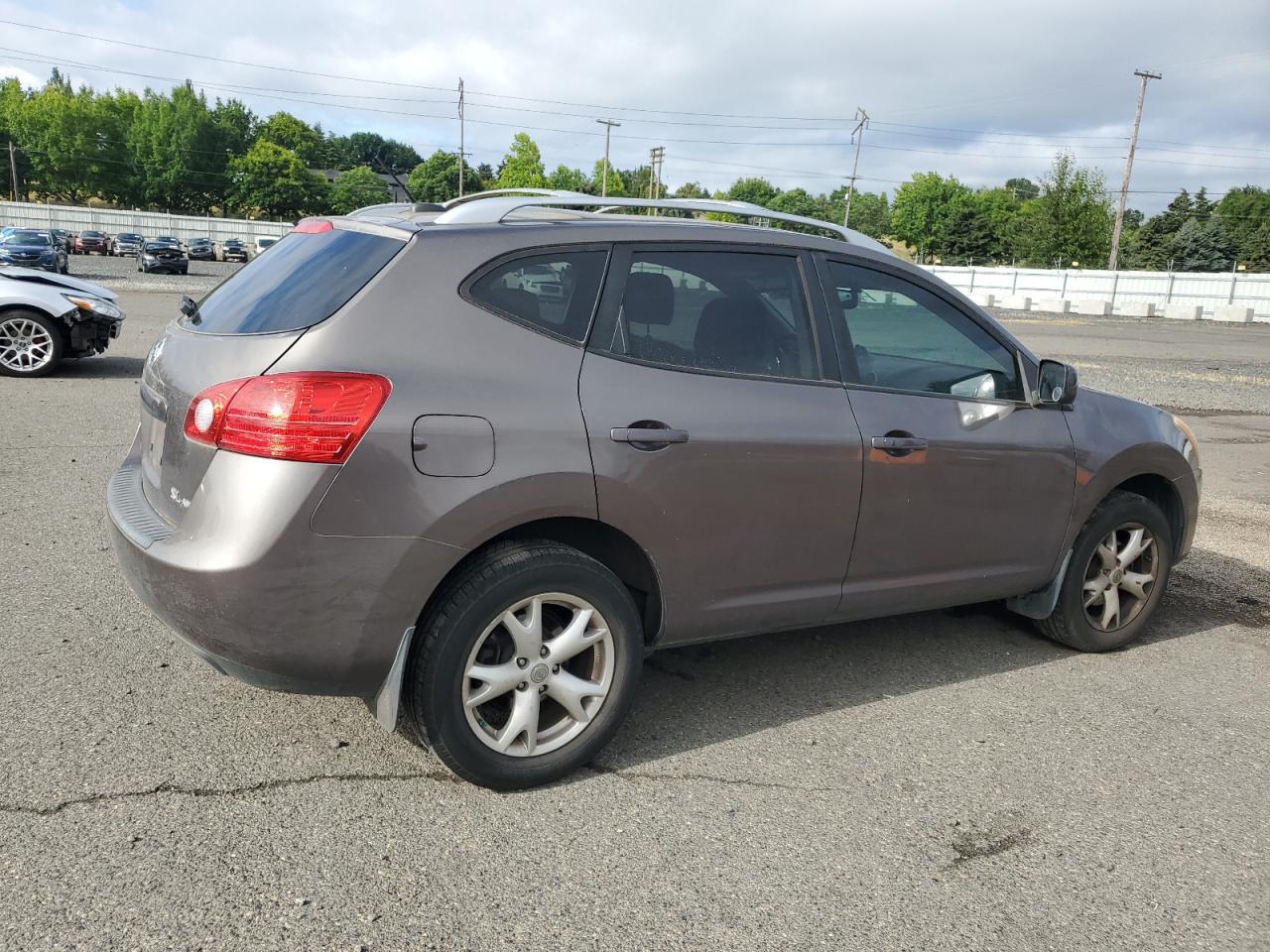 2009 Nissan Rogue S - Image 3