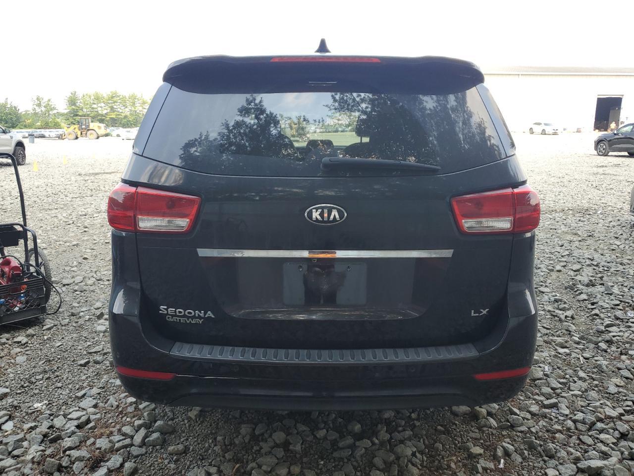 2018 Kia Sedona Lx - Фото 6