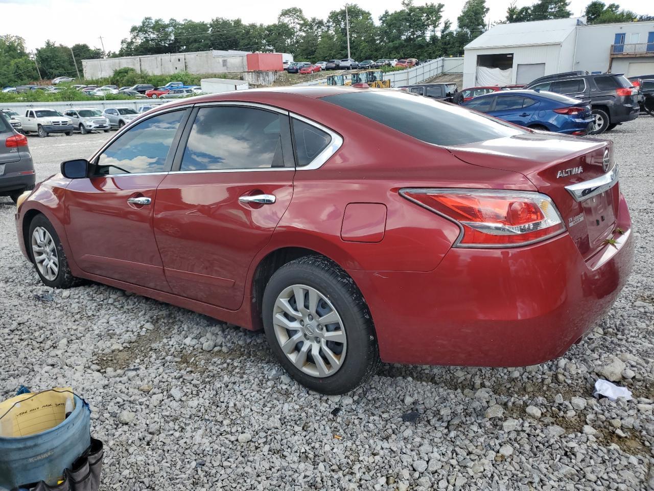 2015 Nissan Altima 2.5 - Фото 2