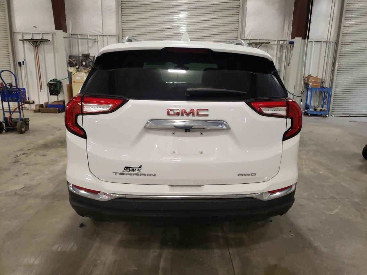 2023 GMC Terrain Slt - Image 6