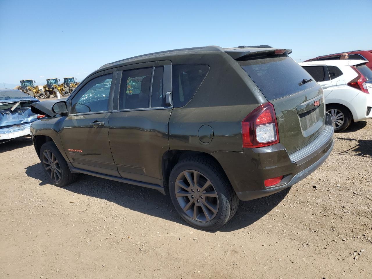 2016 Jeep Compass Sport - Фото 2