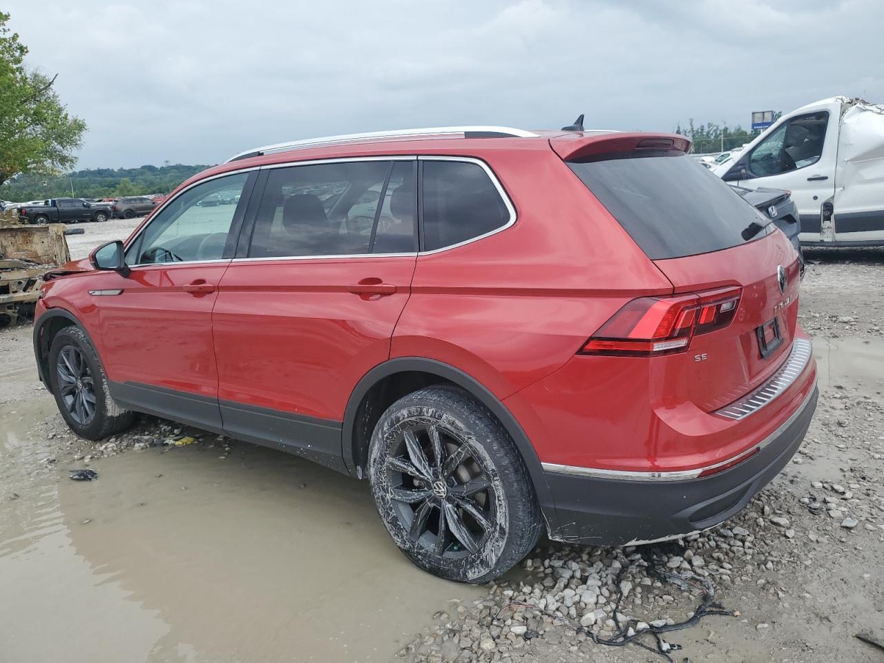 2022 Volkswagen Tiguan Se - Фото 2