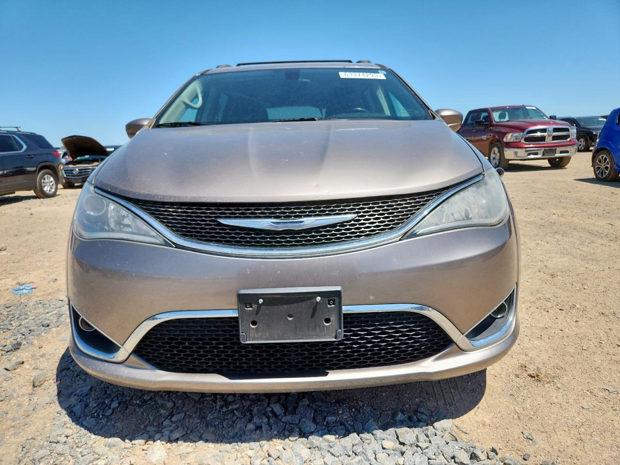 2017 Chrysler Pacifica Touring L - Фото 5