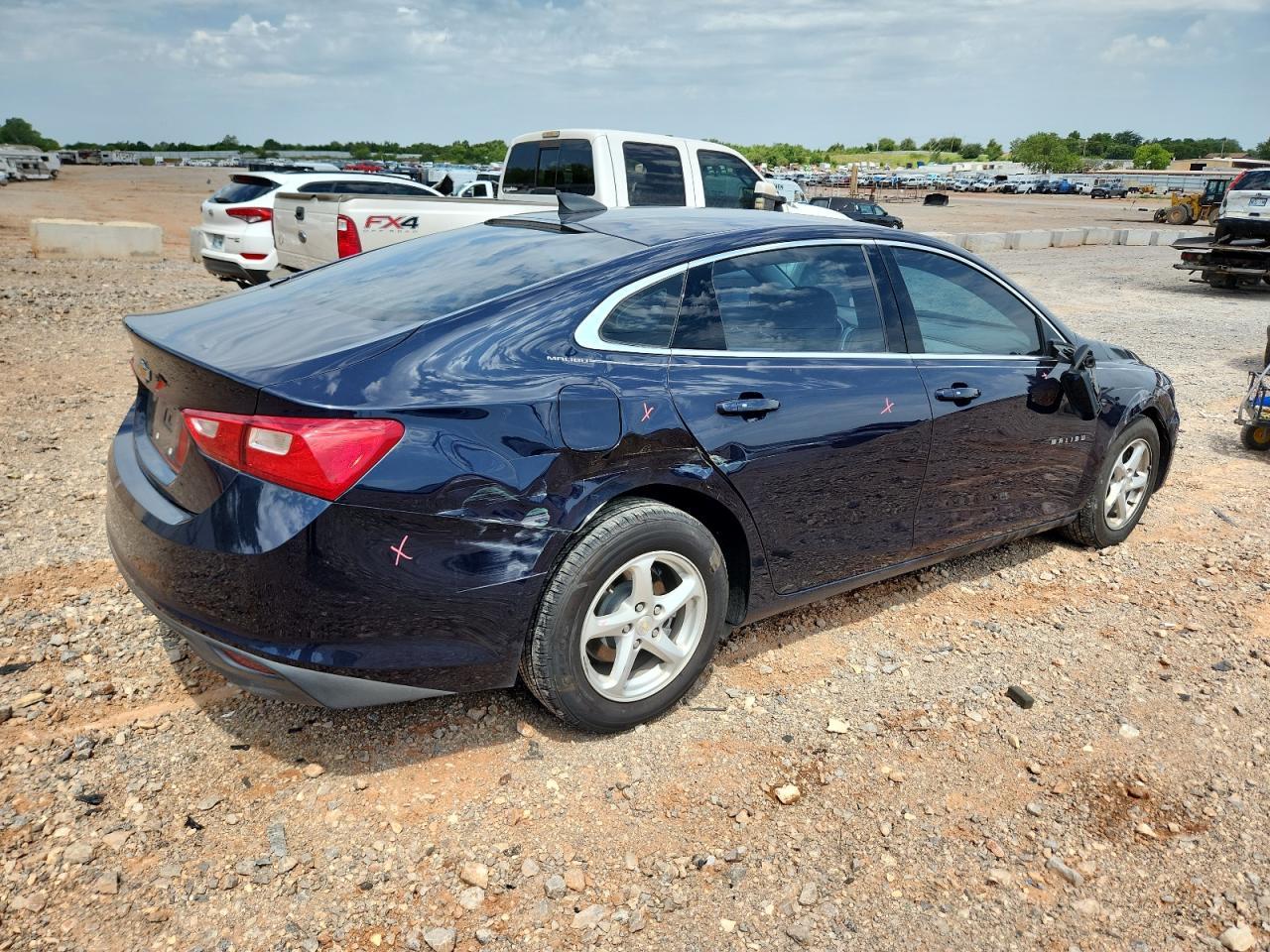 2018 Chevrolet Malibu Ls - Image 3