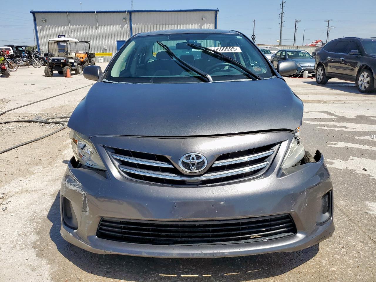 2013 Toyota Corolla Le - Фото 5