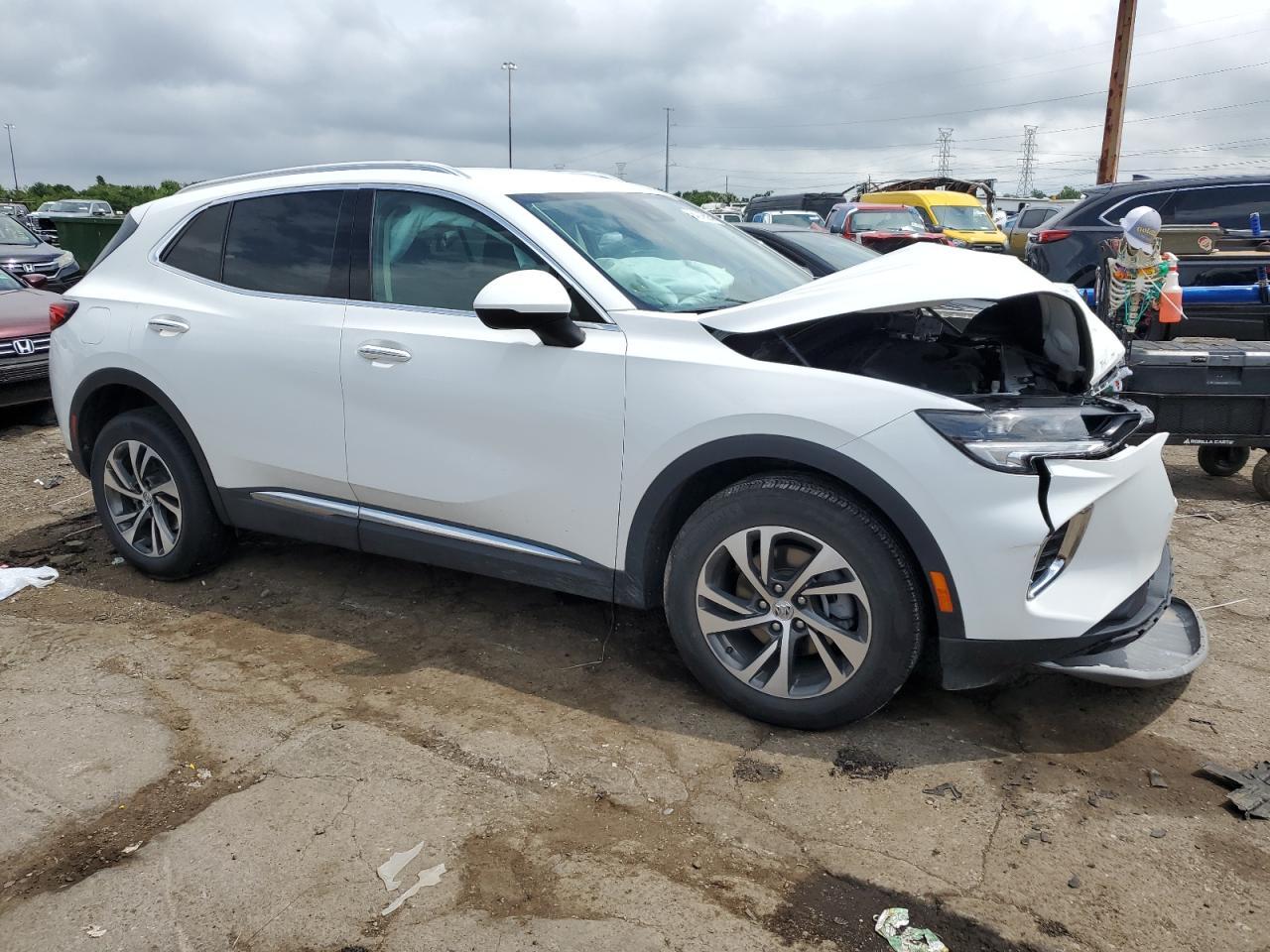 2023 Buick Envision Essence - Image 4