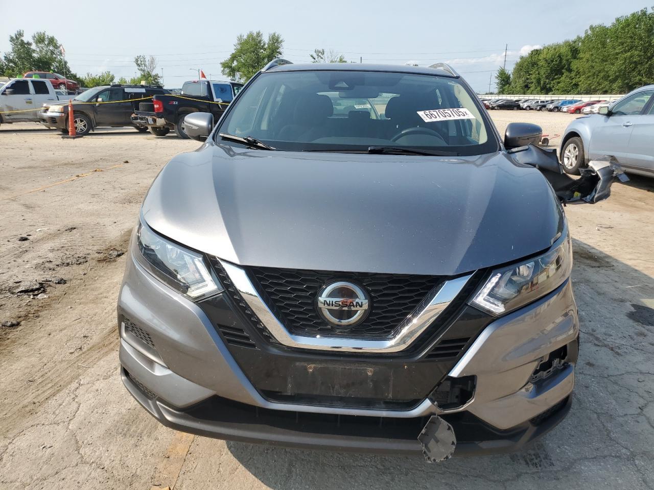 2020 Nissan Rogue Sport S - Фото 5