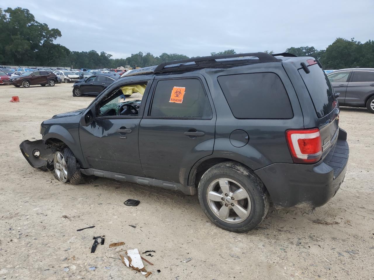 2009 Ford Escape Xlt - Image 2