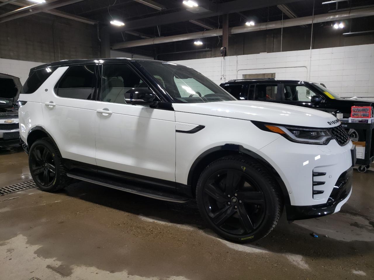 2024 Land Rover Discovery Dynamic Se - Фото 4