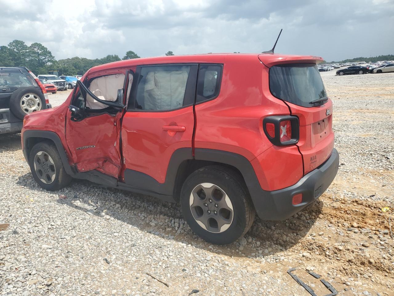 2016 Jeep Renegade Sport - Фото 2