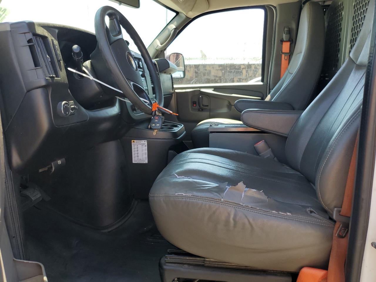 2014 Chevrolet Express G2500 - Фото 7