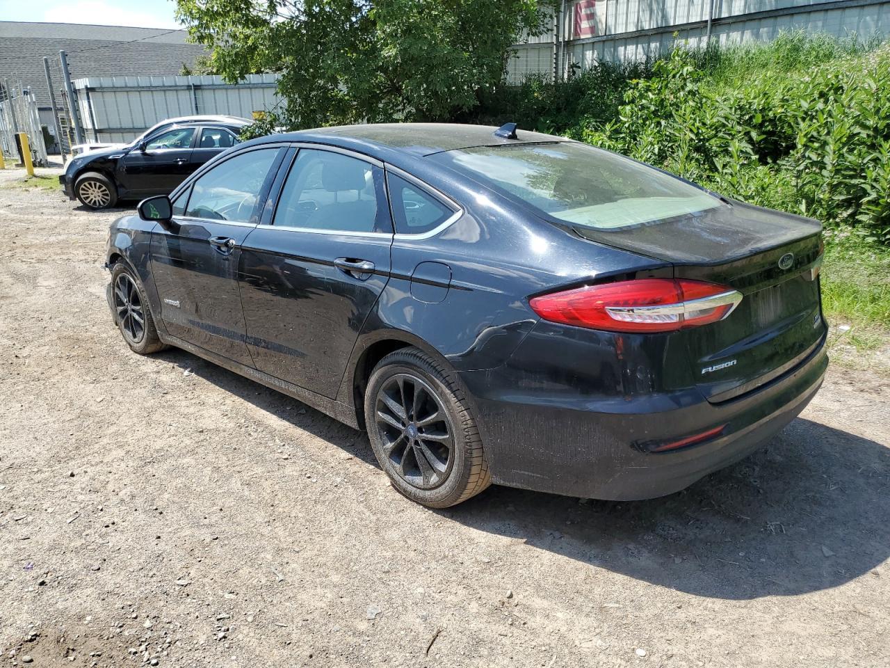 2019 Ford Fusion Se - Фото 2
