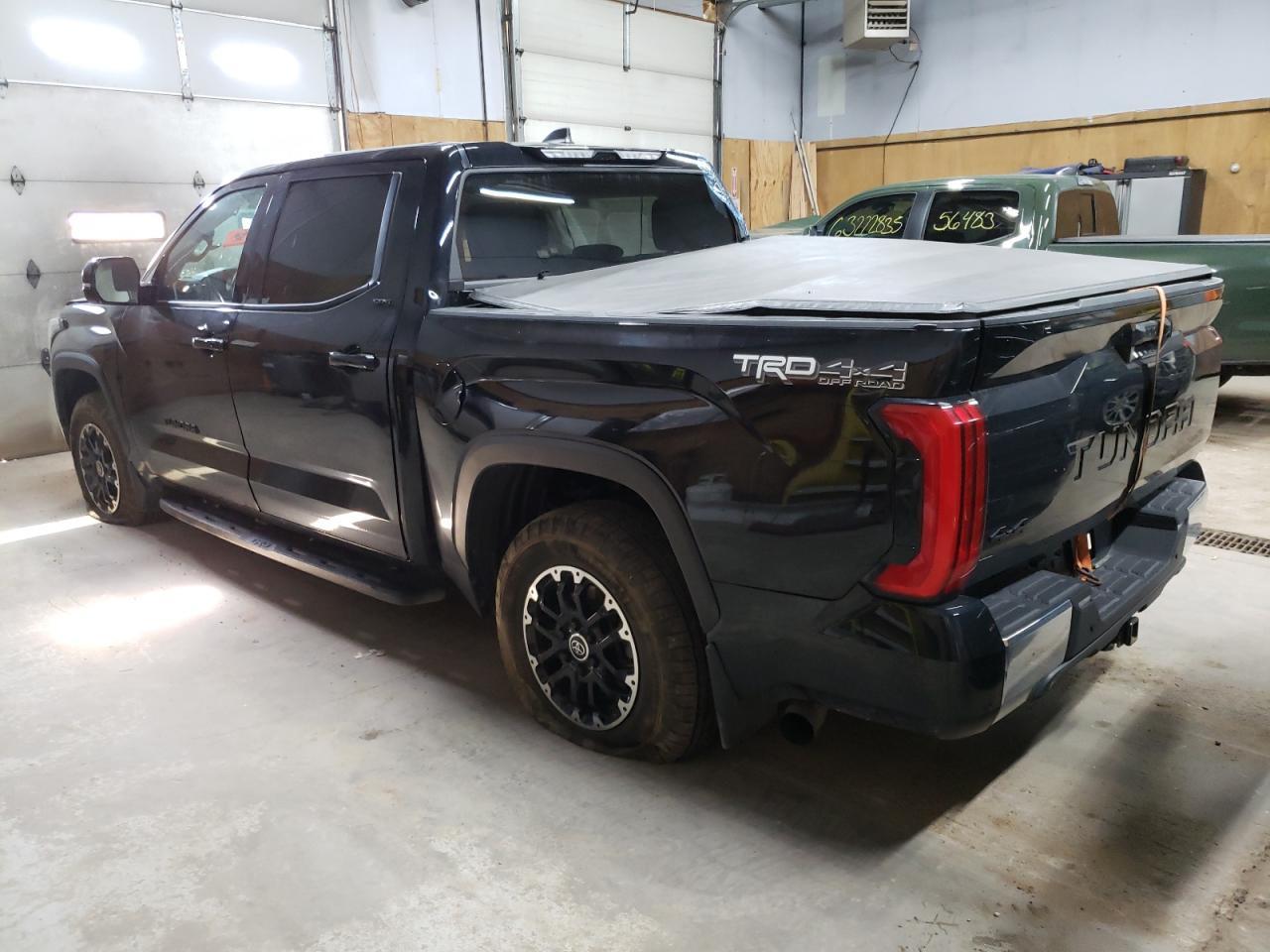 2024 Toyota Tundra Crewmax Sr - Фото 2