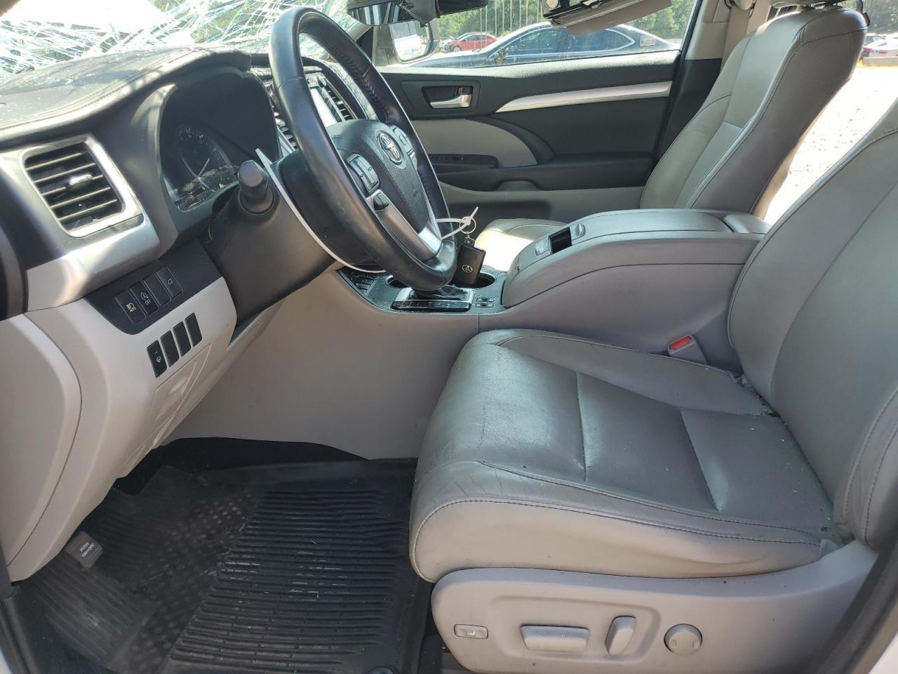 2017 Toyota Highlander Se - Фото 7