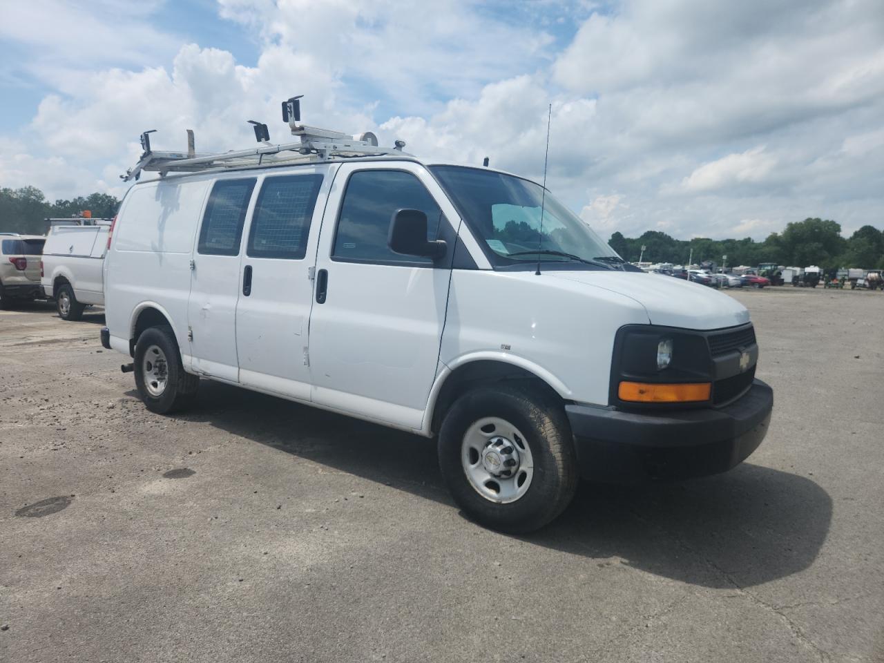 2013 Chevrolet Express G2500 - Фото 4