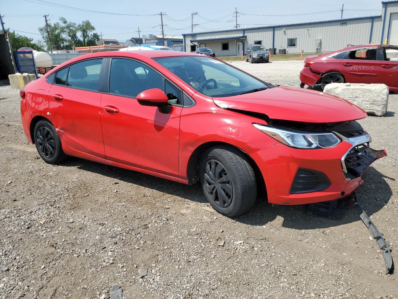 2019 Chevrolet Cruze Ls - Image 4