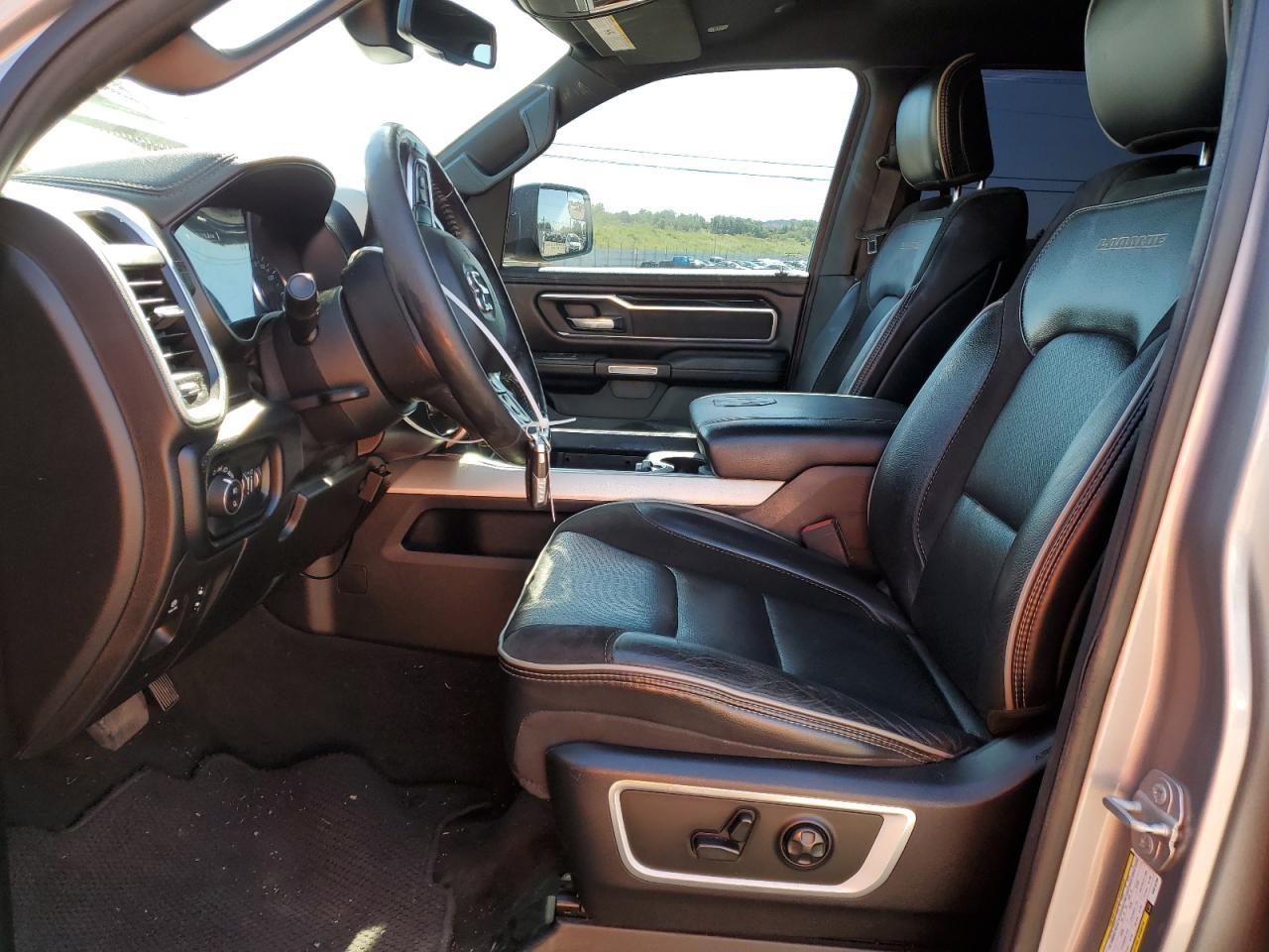 2019 Ram 1500 Laramie - Image 7