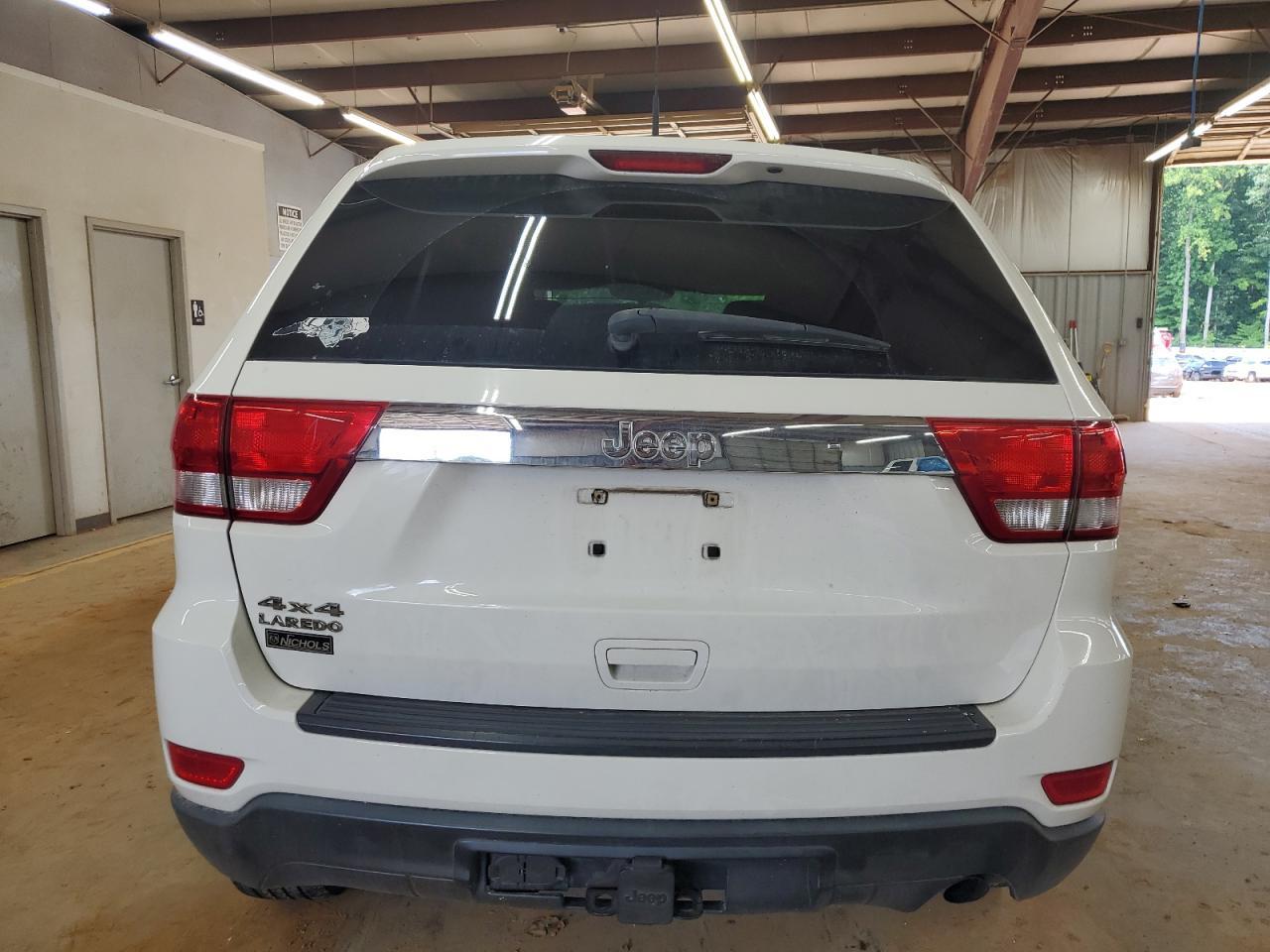 2011 Jeep Grand Cherokee Laredo - Фото 6
