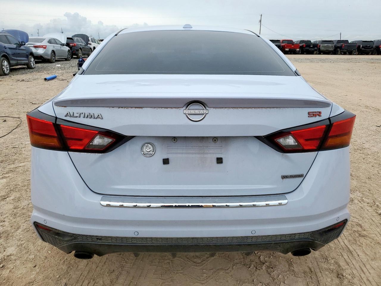 2023 Nissan Altima Sr - Фото 6