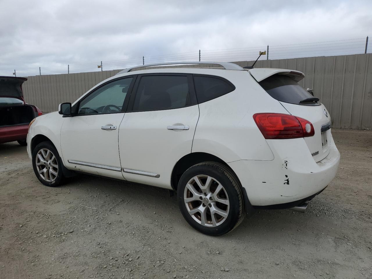 2011 Nissan Rogue - Фото 2