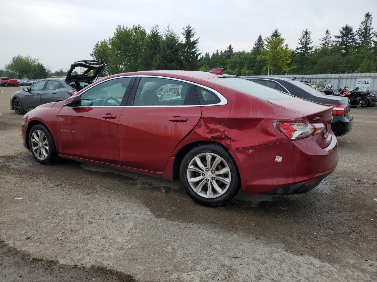 2019 Chevrolet Malibu Lt - Image 2