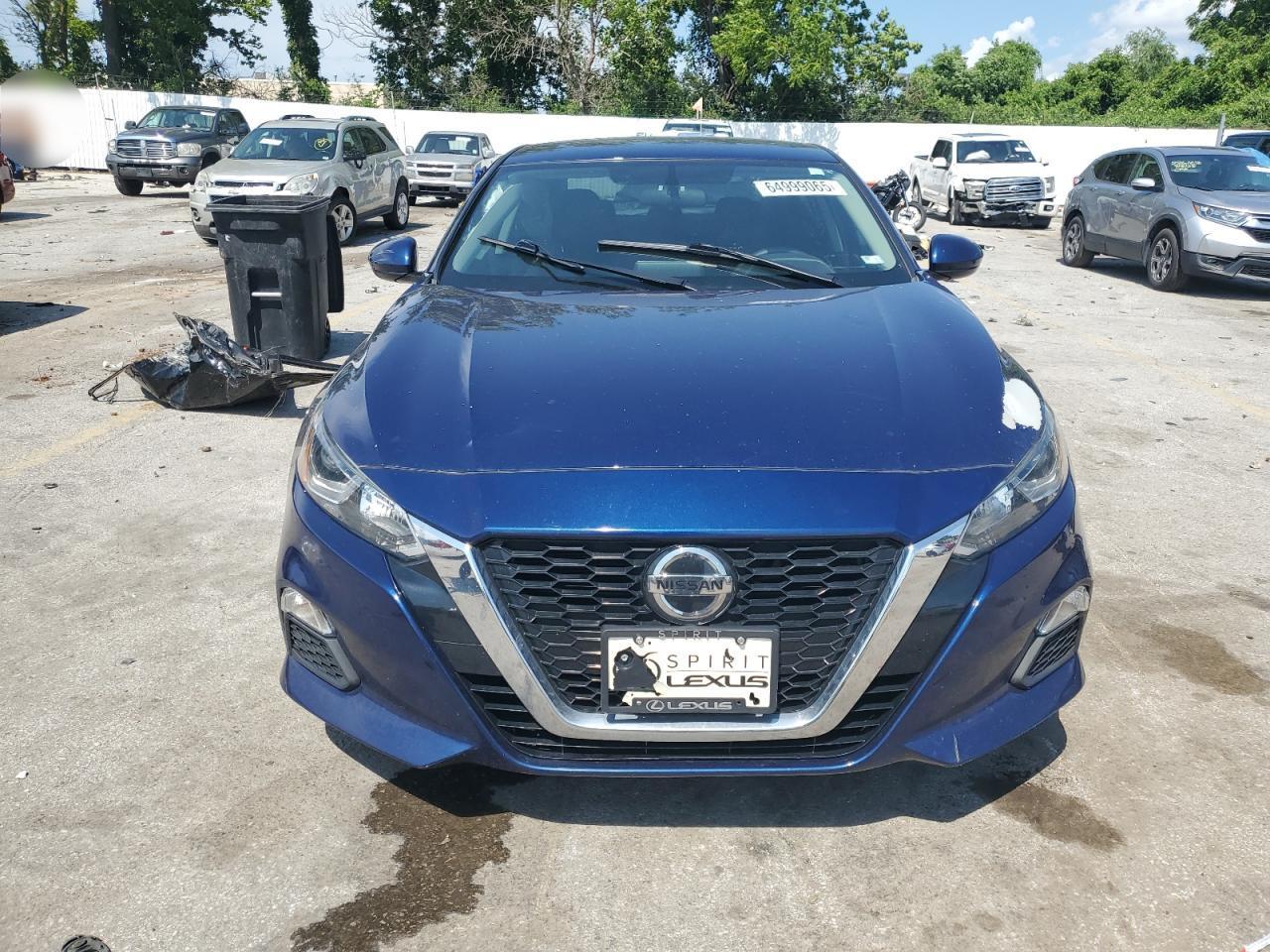 2020 Nissan Altima S - Фото 5