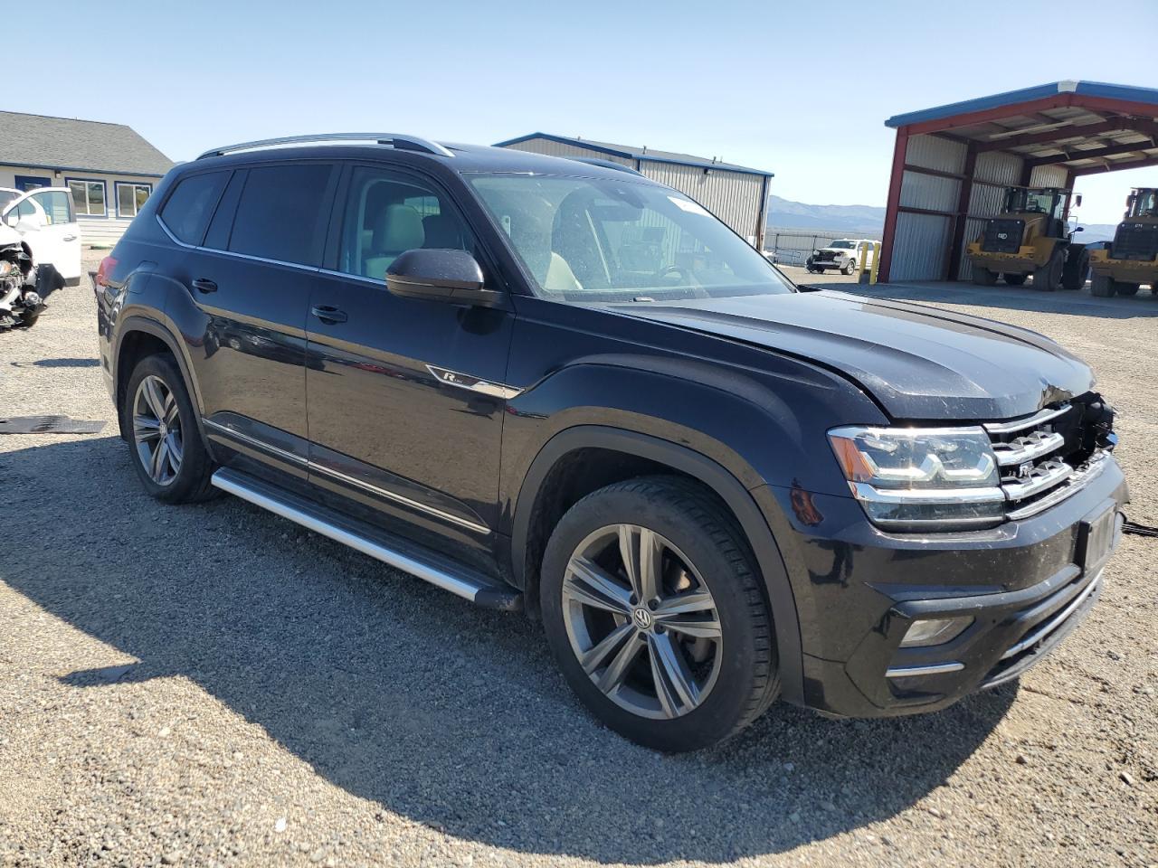 2018 Volkswagen Atlas Sel - Image 4