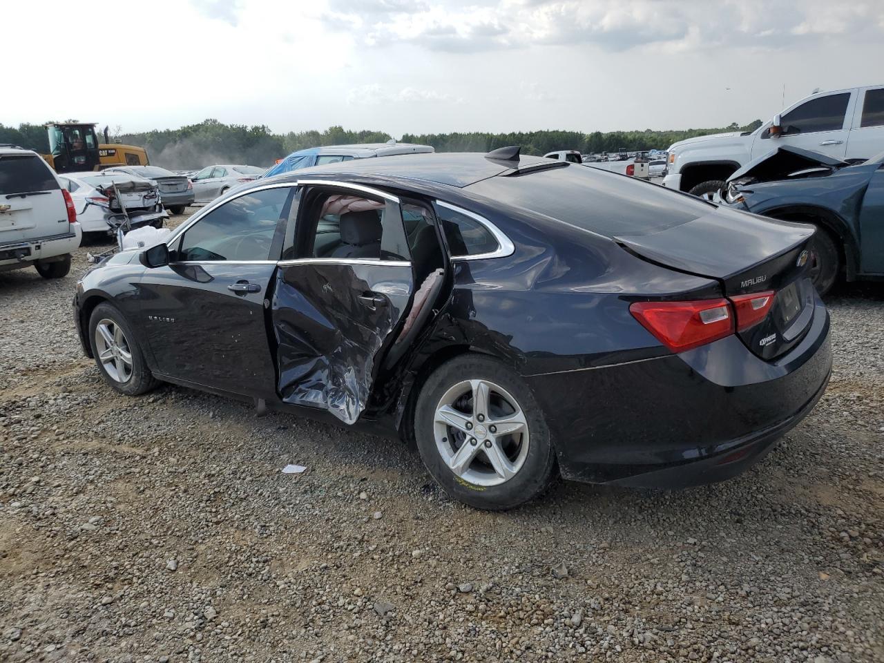 2022 Chevrolet Malibu Ls - Image 2