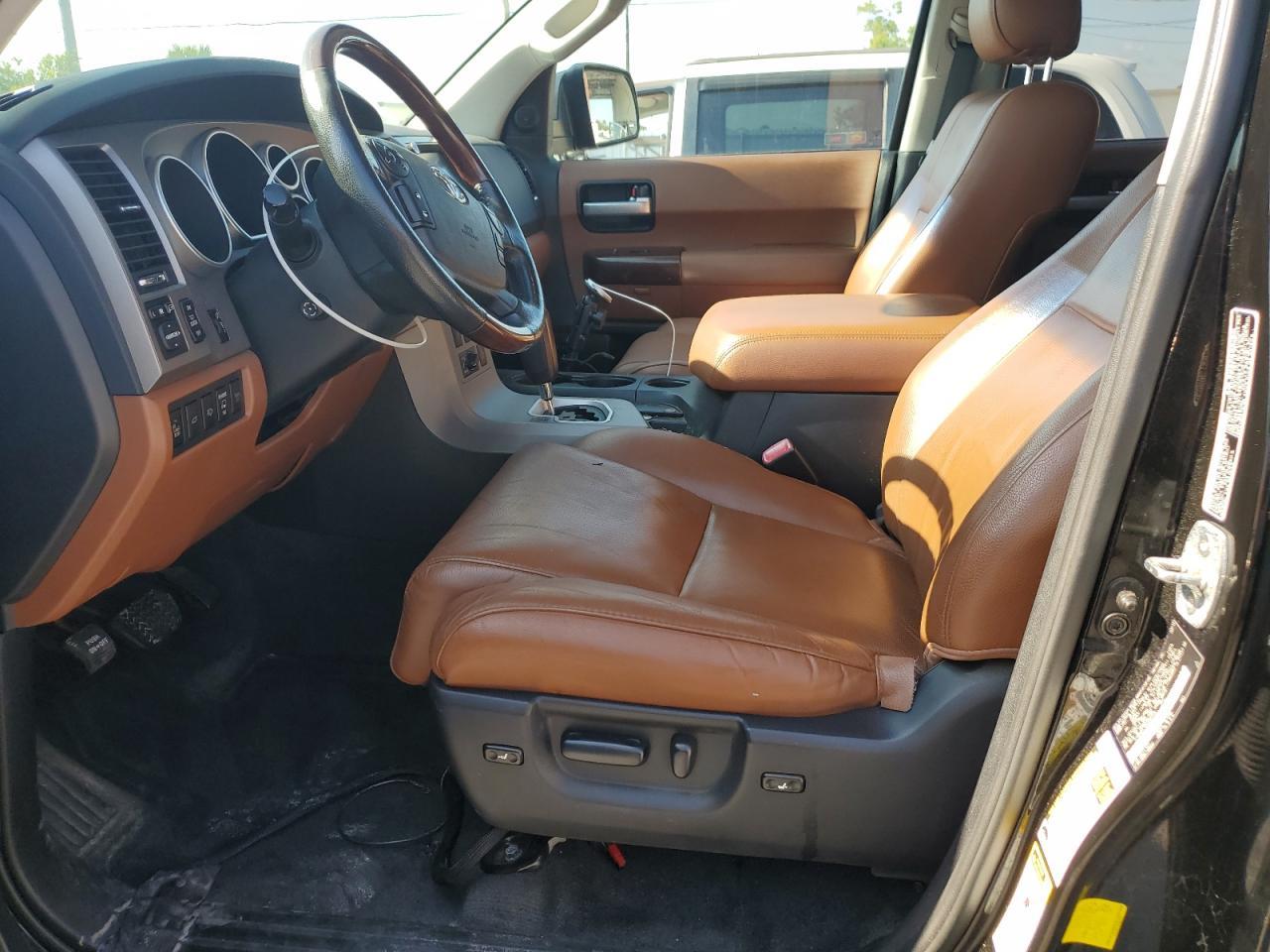 2013 Toyota Sequoia Platinum - Фото 7