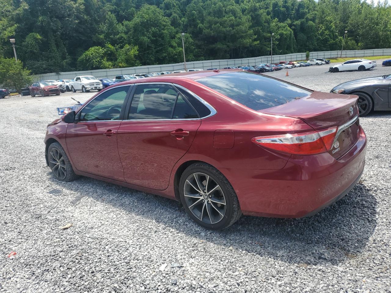 2017 Toyota Camry Le - Фото 2