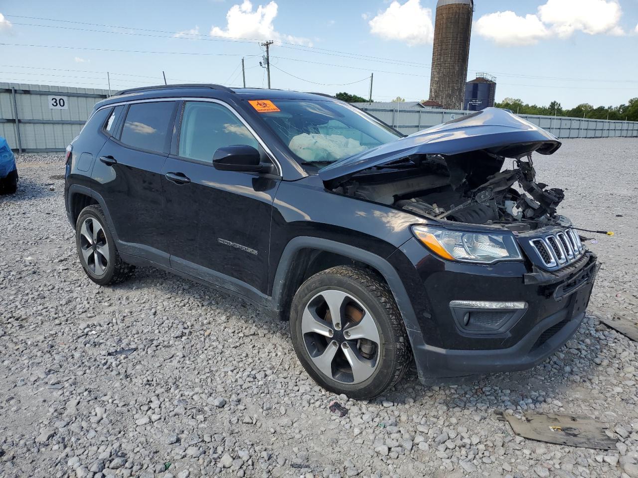 2018 Jeep Compass Latitude - Image 4