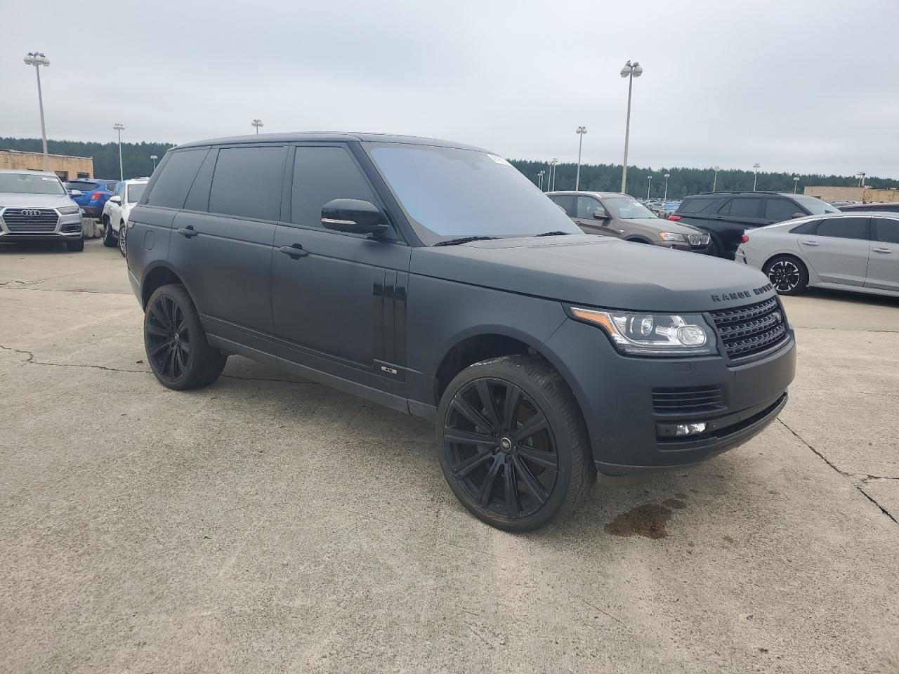 2015 Land Rover Range Rover Supercharged - Image 4