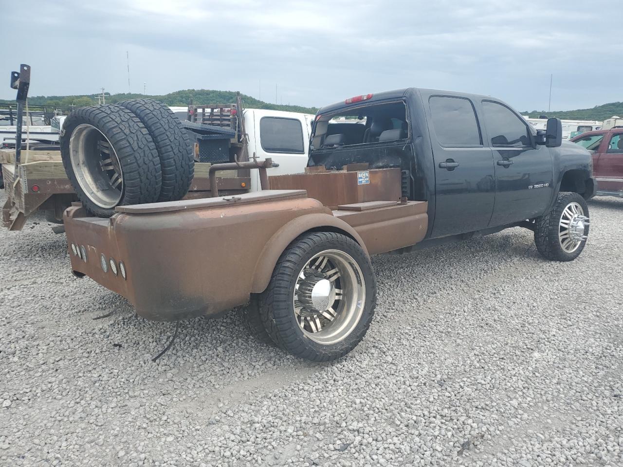 2013 Chevrolet Silverado K3500 Ltz - Фото 3